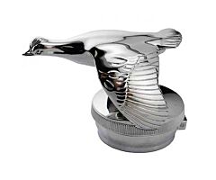1928-1929 Radiator Cap with Flying Quail